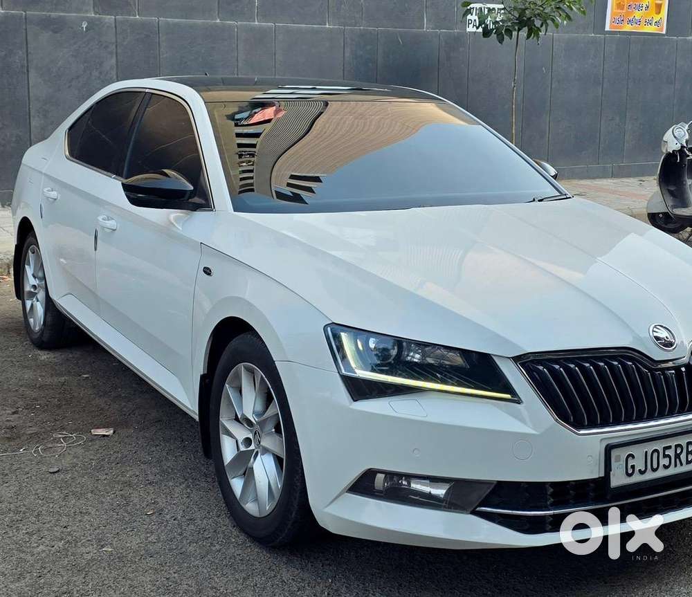 Skoda Superb 2017 Diesel Well Maintained