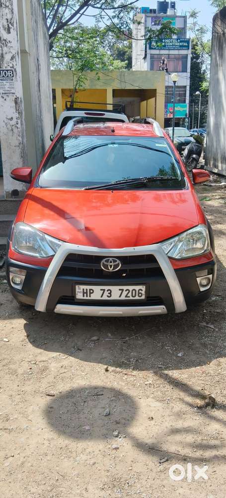 Toyota Etios Cross, 2015, Petrol