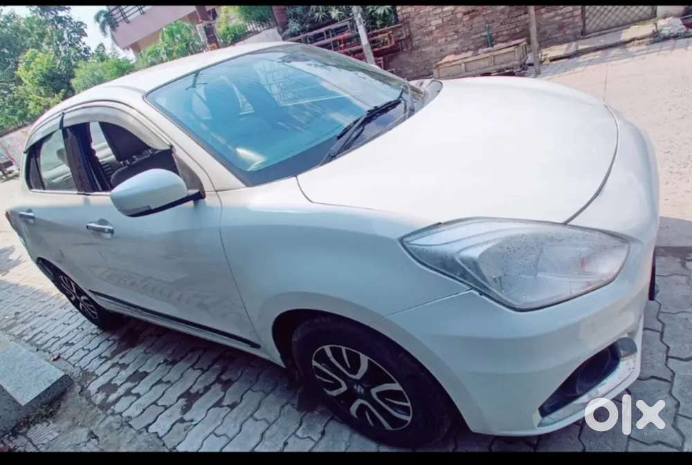 डिजायर सीएनजी पेट्रोल 2022 मॉडल 72000  Km खरीदने के लिए संपर्क करें