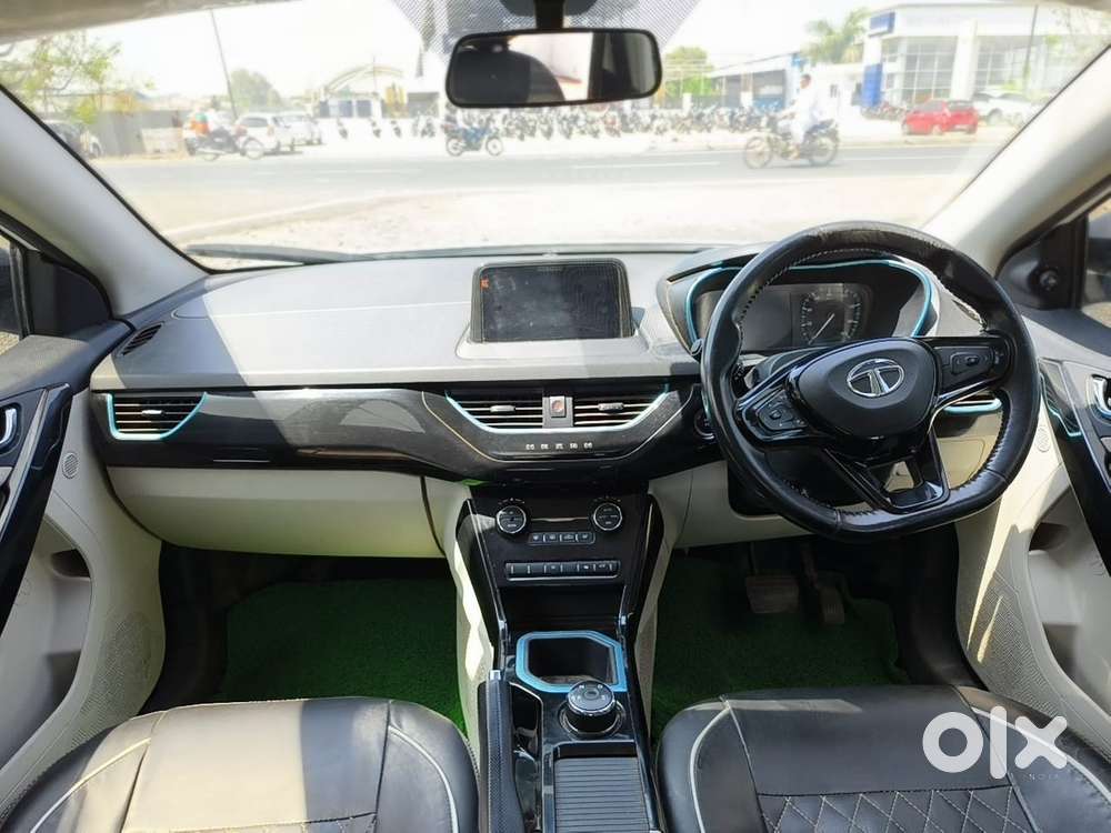 Tata Nexon Ev Xz Plus, 2022, Electric