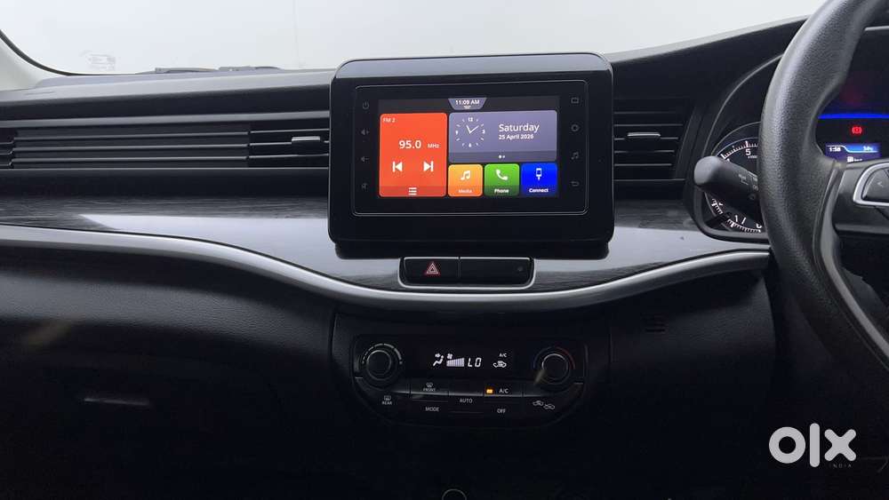 Maruti Suzuki Xl6 1.5 Zeta Mt, 2022, Petrol