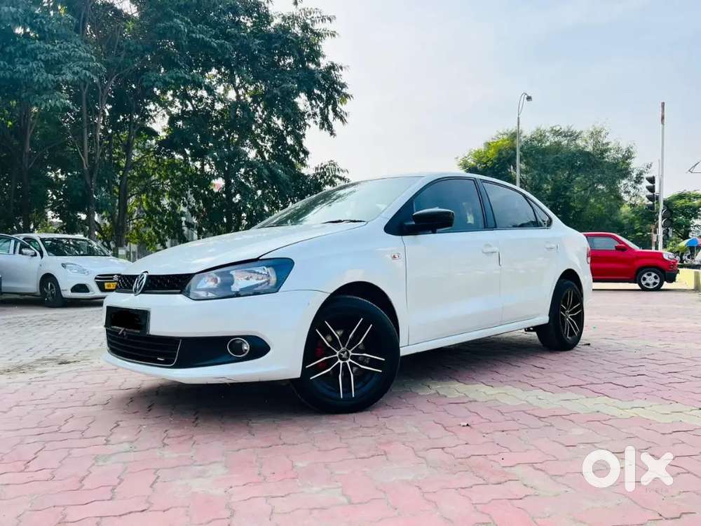 Volkswagen Vento 2014 Petrol 72000 Km Driven