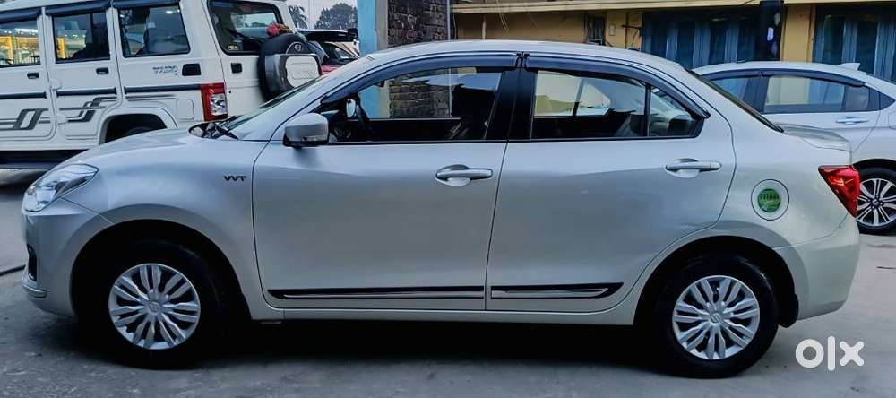 Maruti Suzuki Dzire 1.2 Vxi Amt, 2019, Petrol