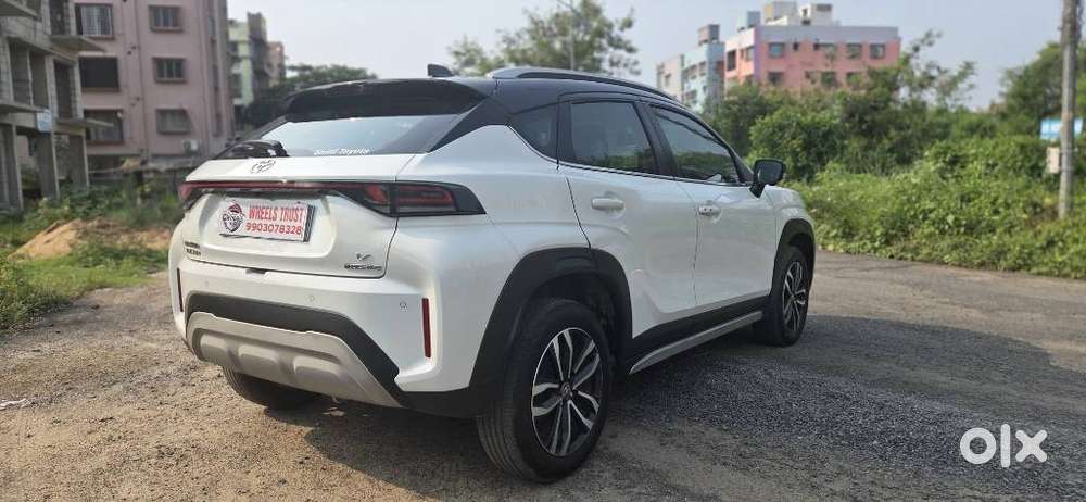 Toyota Urban Cruiser Taisor V 1.0 Petrol Mt, 2025, Petrol