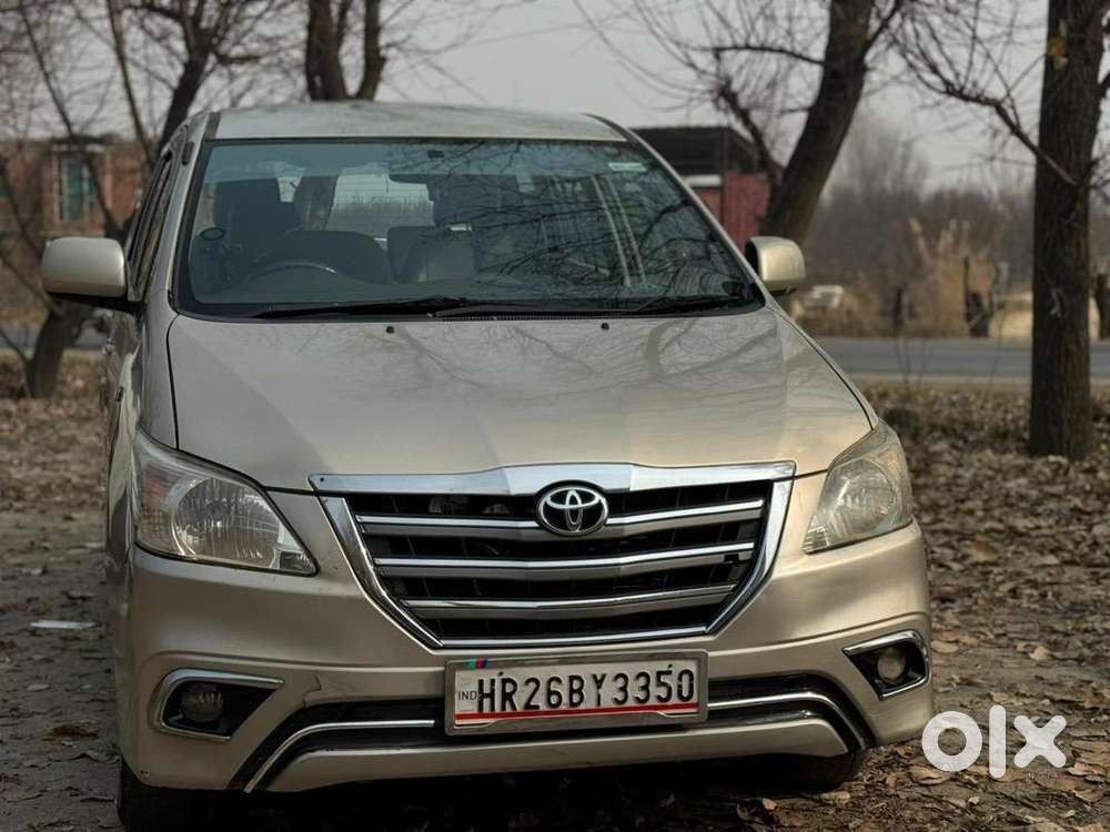 Toyota Innova 2013