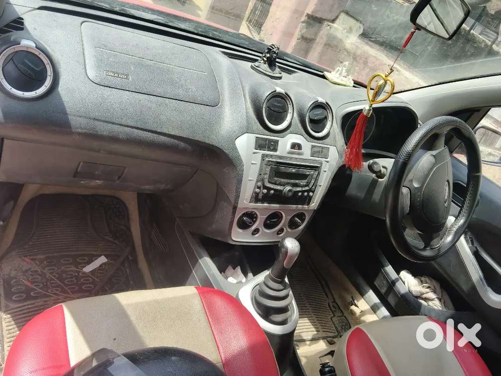 Ford Figo 2010 Petrol 94000 Km Driven