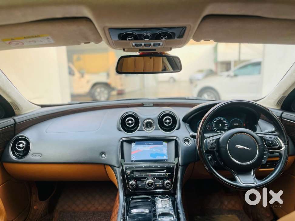 Jaguar Xj 2.0l Portfolio, 2017, Petrol