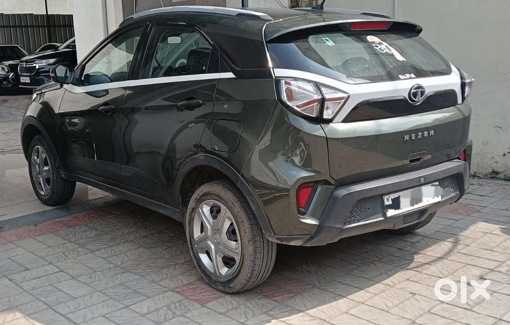 Tata Nexon 1.2 Revotron Xm (s), 2022, Petrol