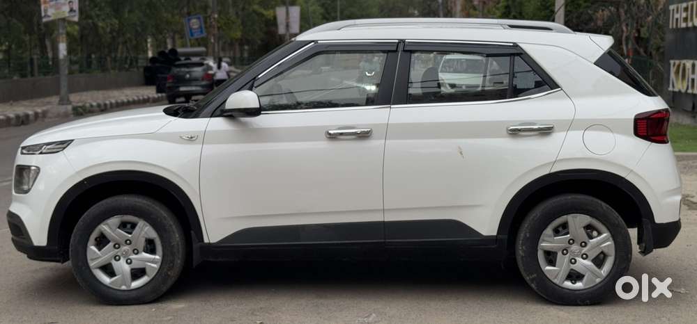 Hyundai Venue S Mt 1.2 Kappa, 2020, Petrol