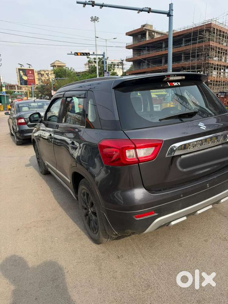 Maruti Suzuki Brezza 1.5 Zxi Smart Hybrid, 2020, Petrol