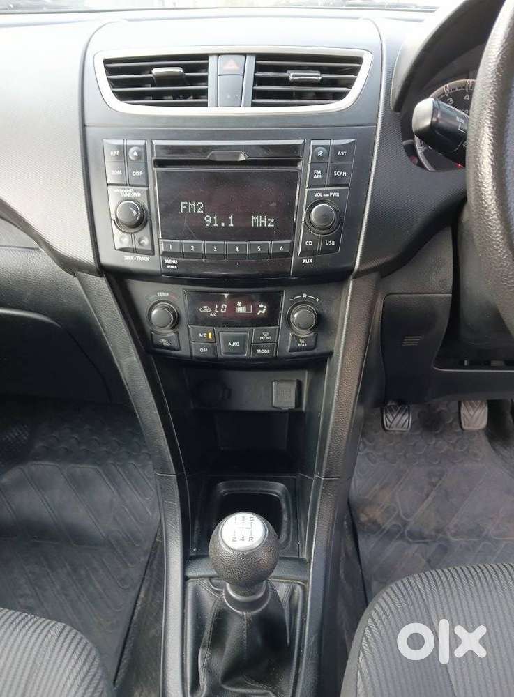 Maruti Suzuki Swift Zxi, 2012, Petrol