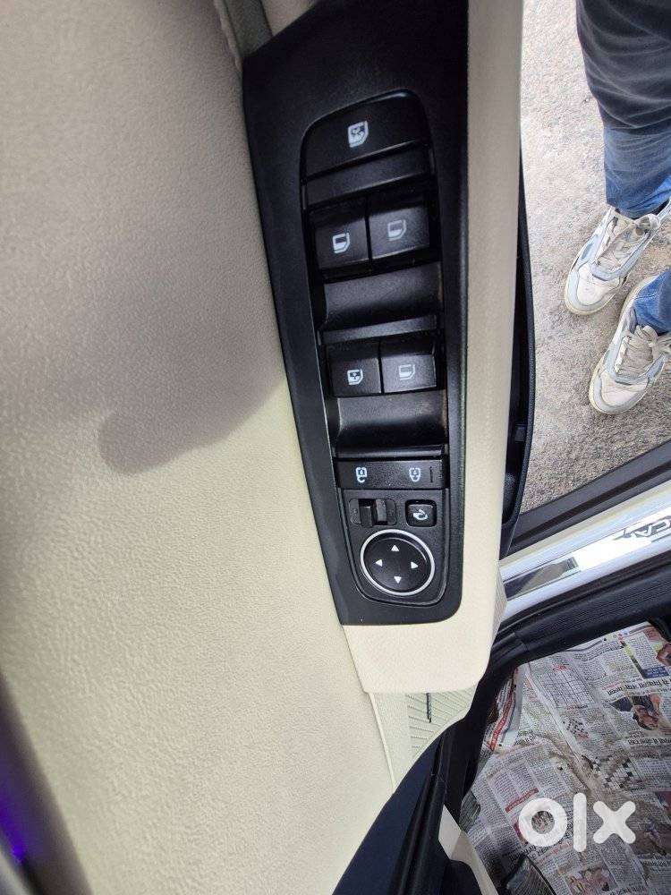 Kia Carens 1.5 Luxury Plus Diesel At 7 Str, 2022