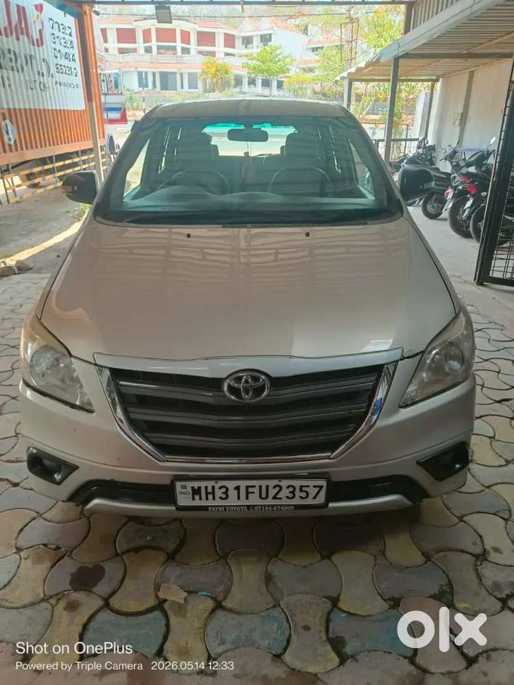 Toyota Innova 2013 Diesel Company Maintained ,excellent Condition.