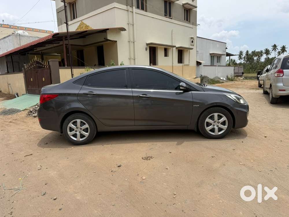 Hyundai Verna Manual 2012 Year