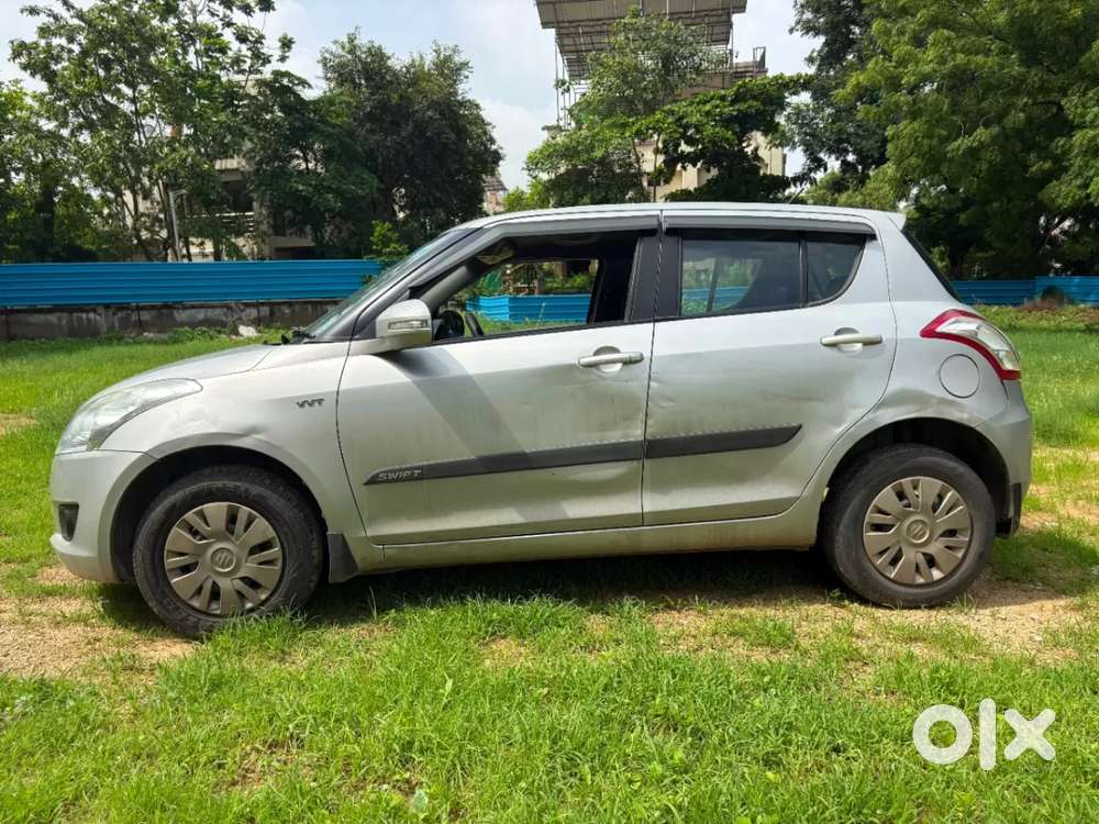 Maruti Suzuki Swift Vxi, 2013, Petrol