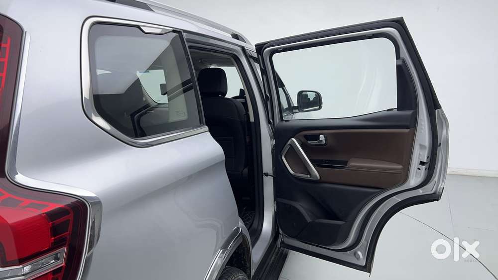 Mahindra Scorpio N Z8 Petrol At 7 Str, 2023, Petrol