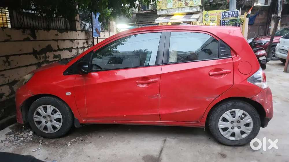 Honda Brio Petrol Mt 2011 Variant