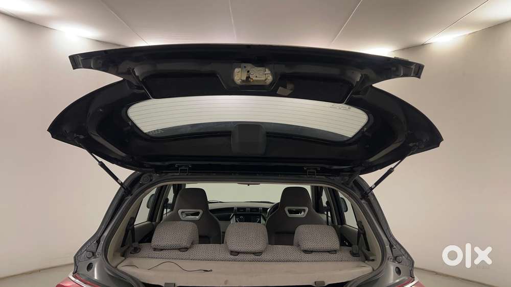 Mahindra Kuv 100 Mfalcon G80 K6, 2016, Petrol