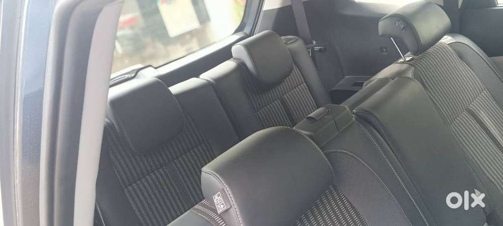 Kia Carens G 1.5 6mt Premium (o) 7-seater, 2024, Petrol