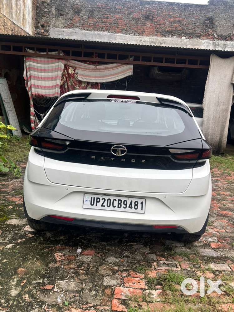 Tata Altroz 2022 Petrol 15500 Km Driven