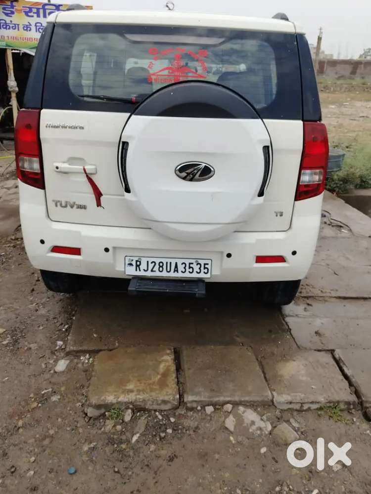 Mahindra Tuv 300 2016