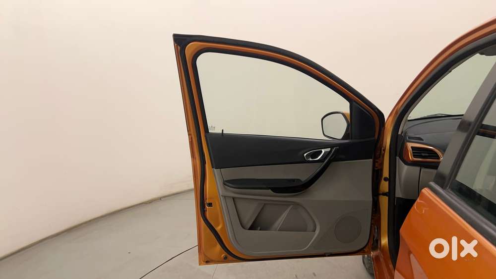 Tata Tiago Xz, 2018, Petrol