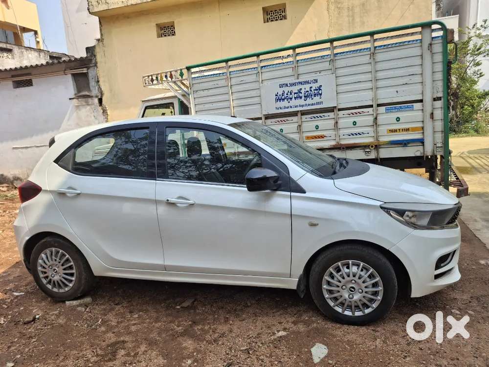 Tata Tiago 2020 Petrol 120000 Km Driven