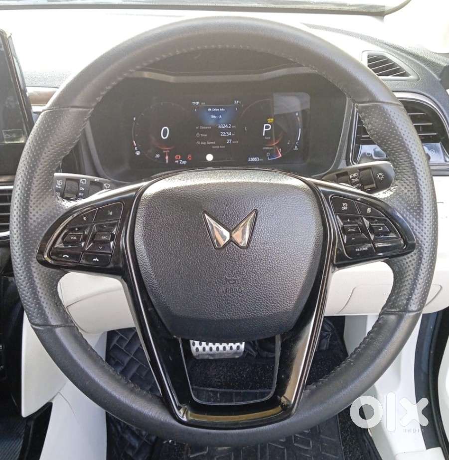 Mahindra Xuv 3xo Ax5l 1.2 Petrol At, 2024, Petrol