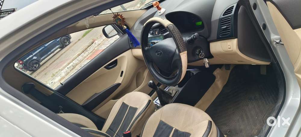 Hyundai Eon Era, 2017, Petrol