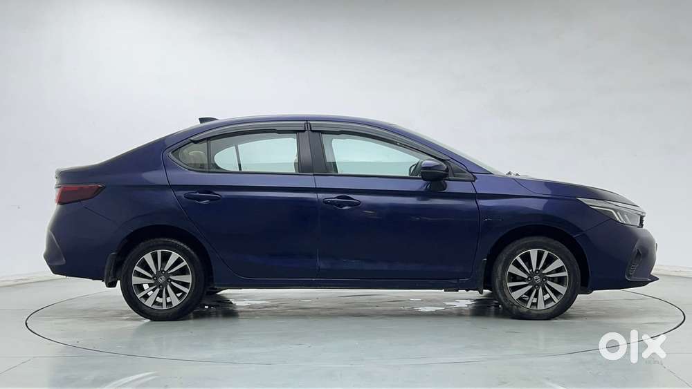 Honda City 1.5 V Mt, 2023, Petrol
