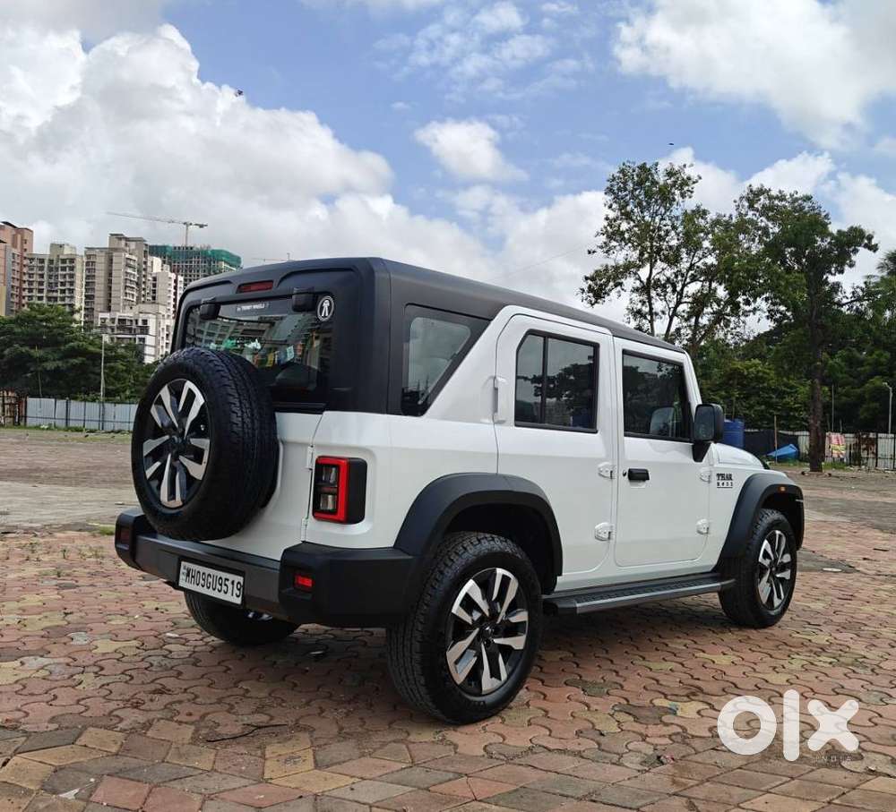 Mahindra Thar Roxx Ax7l Rwd At, 2025, Petrol