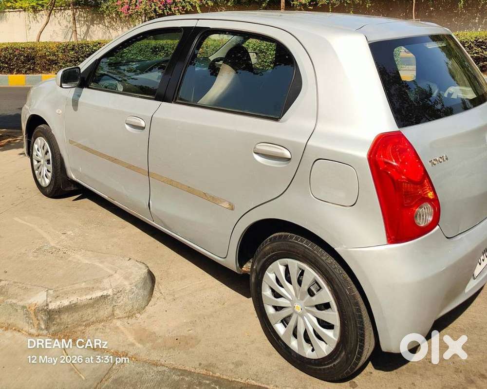 Toyota Etios Liva 2011-2012 G, 2012, Cng & Hybrids