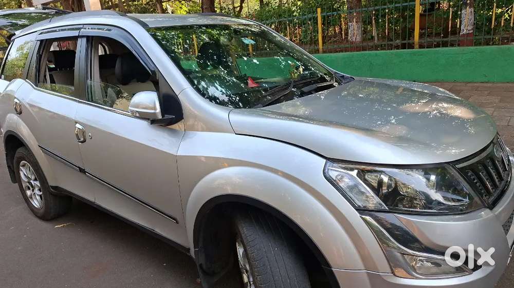 Mahindra Xuv500 2017 Diesel 27500 Km Driven