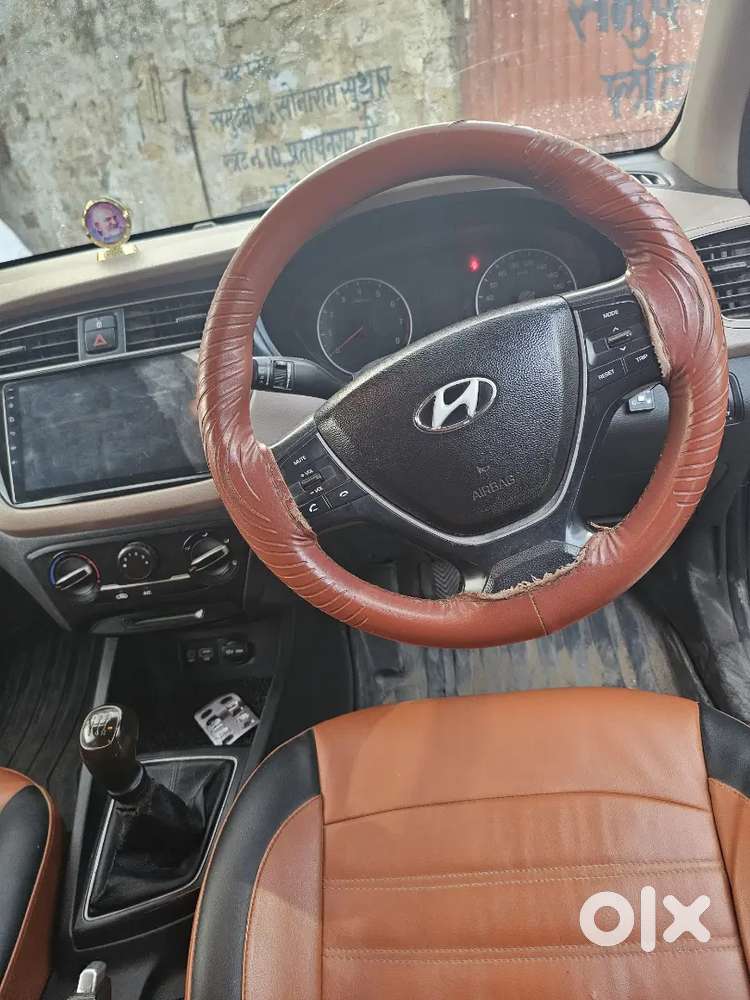 Well-maintained 2019 Hyundai I20 Asta - White