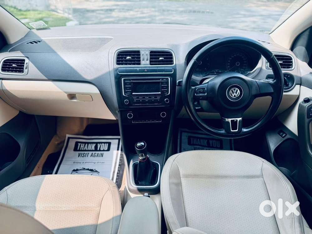 Volkswagen Vento Celeste 1.6 Highline, 2013, Petrol