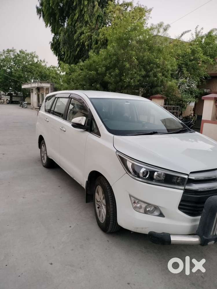 Toyota Innova Crysta 2017 Diesel Manual