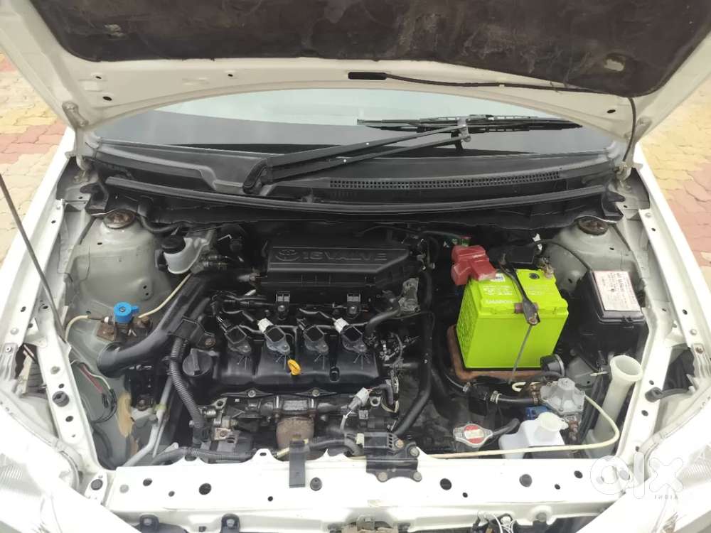 Toyota Etios 1.5 V, 2012, Petrol