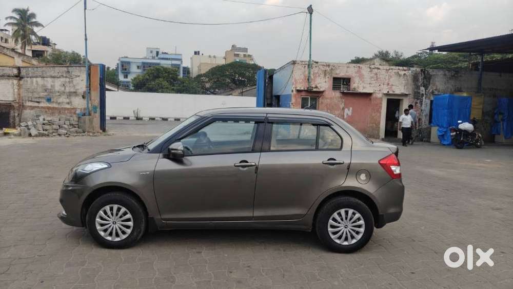 Maruti Suzuki Swift Vxi Abs Bsiv, 2015, Petrol