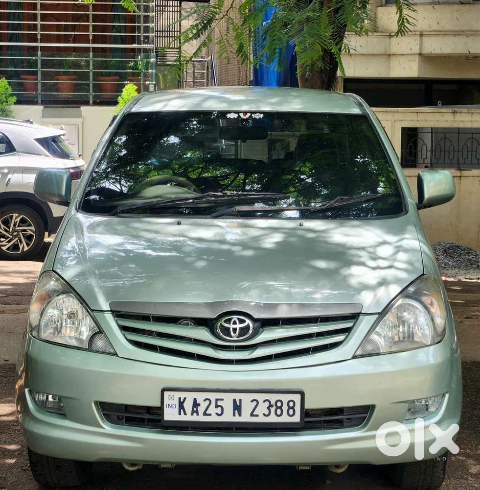 Toyota Innova 2.5 G (diesel) 7 Seater Bs Iv, 2005, Diesel