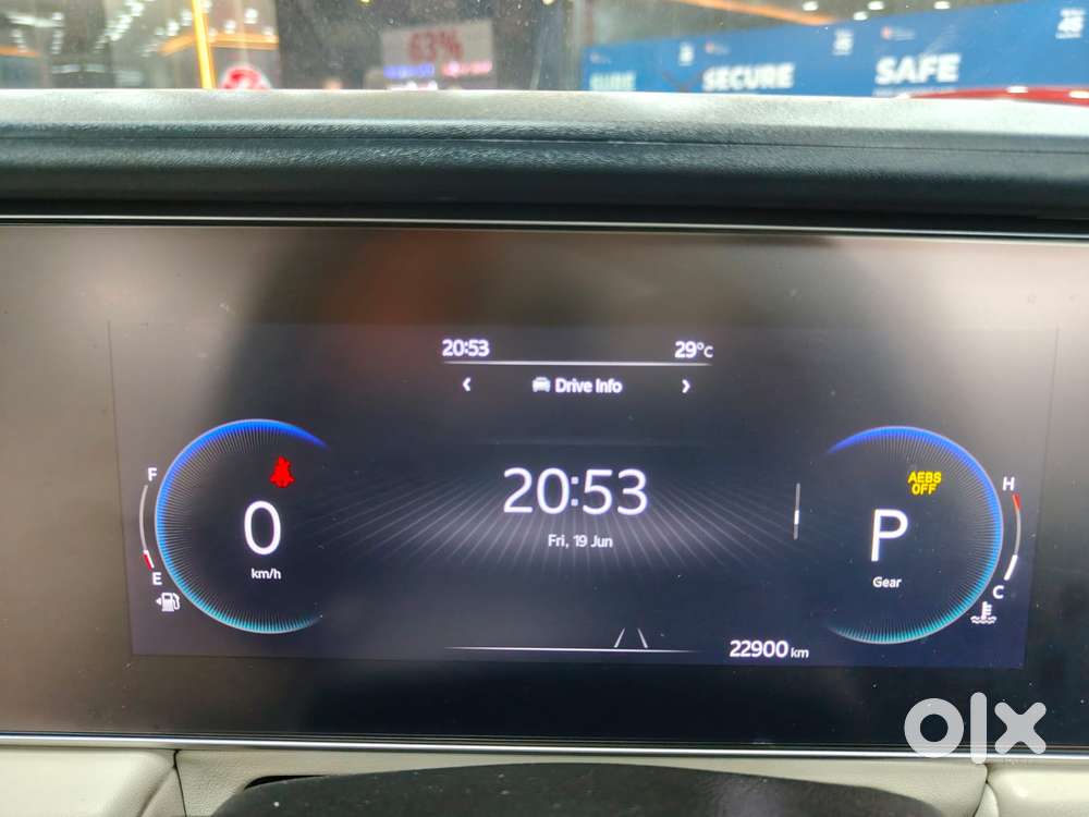 Mahindra Xuv700 2.0 Ax 7 Petrol At Luxury Pack Str, 2023, Petrol