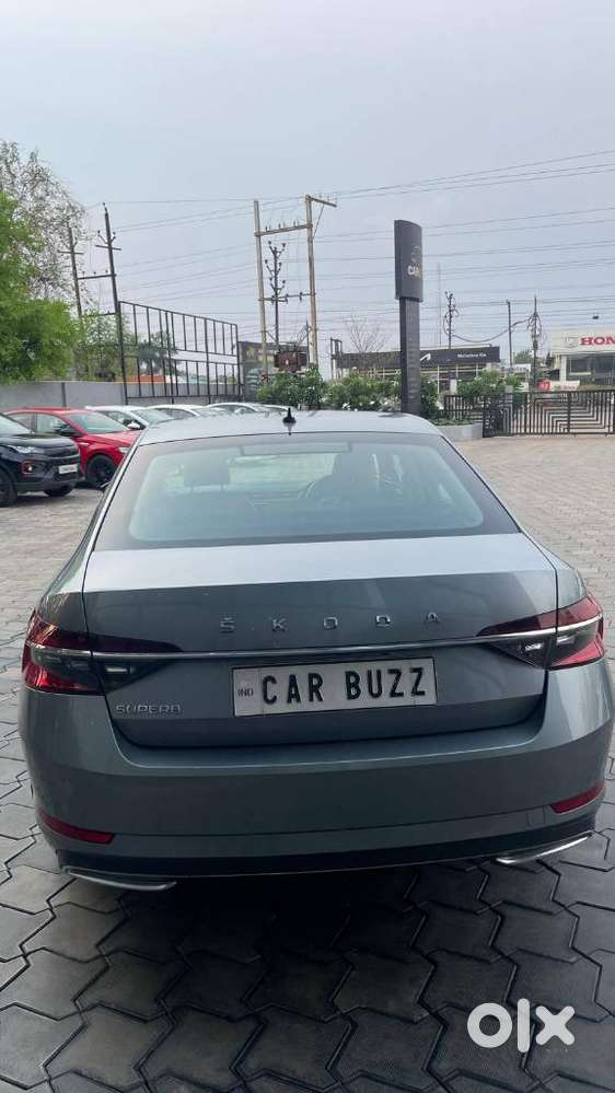 Skoda Superb 2.0 L&k Tsi At, 2020, Petrol