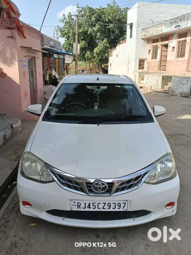 Toyota Etios Xclusive 2015