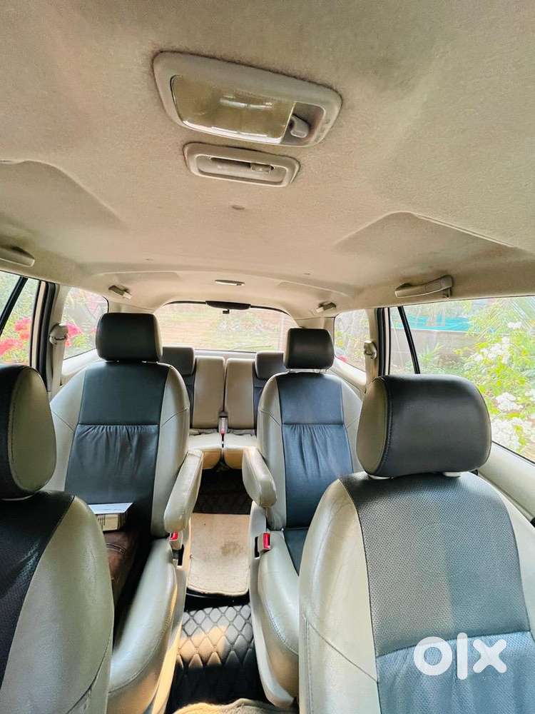 Toyota Innova 2015 Diesel Well Maintained