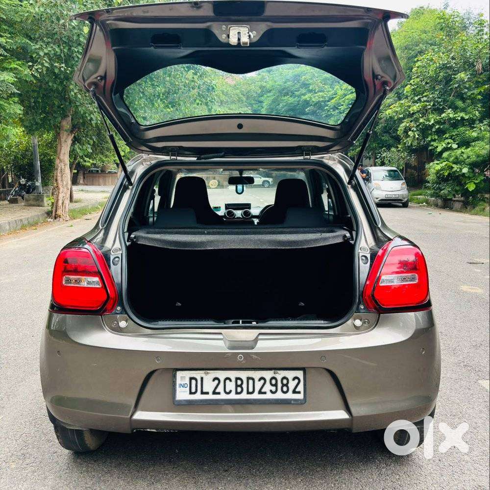 Maruti Suzuki Swift 1.2 Lxi (o), 2022, Petrol