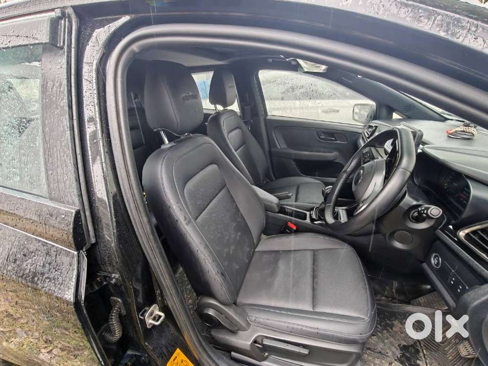 Tata Altroz 2024 Petrol 10022 Km Driven