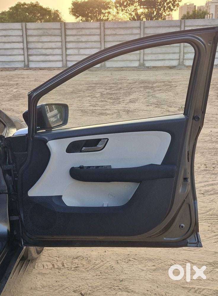 Tata Altroz Xz Plus (o) (s) Icng, 2023, Cng & Hybrids