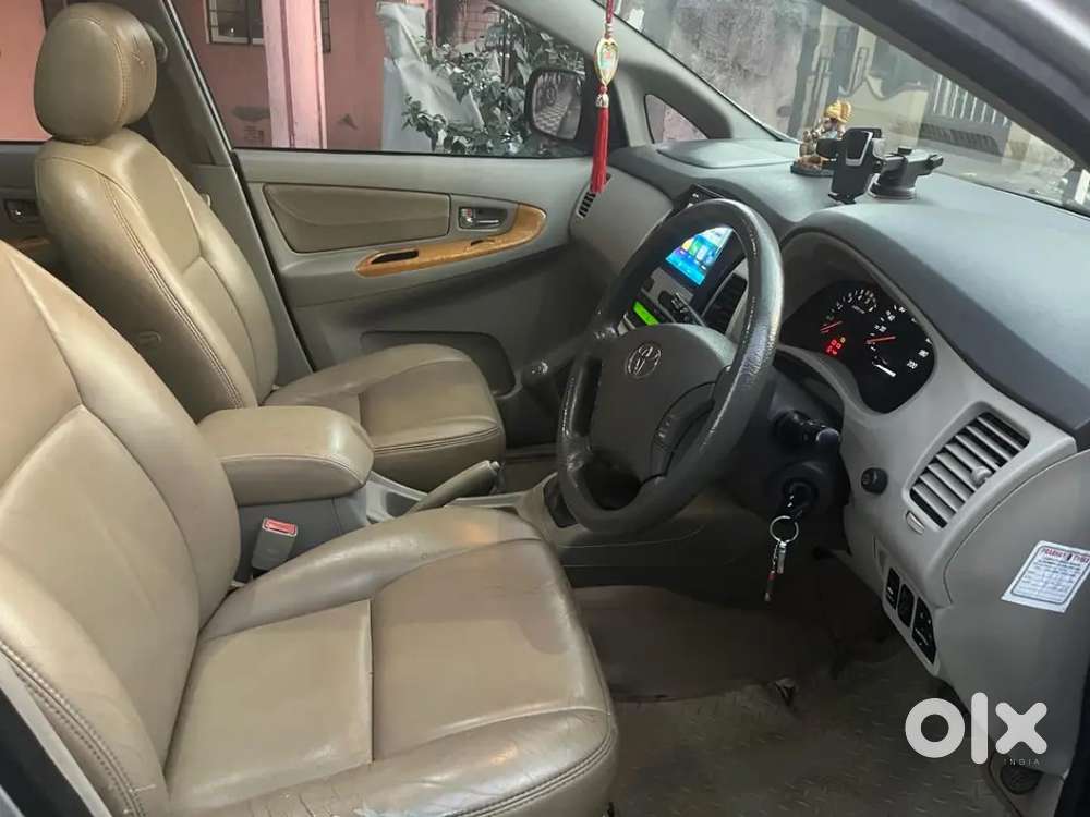 Toyota Innova 2.5 V 2009