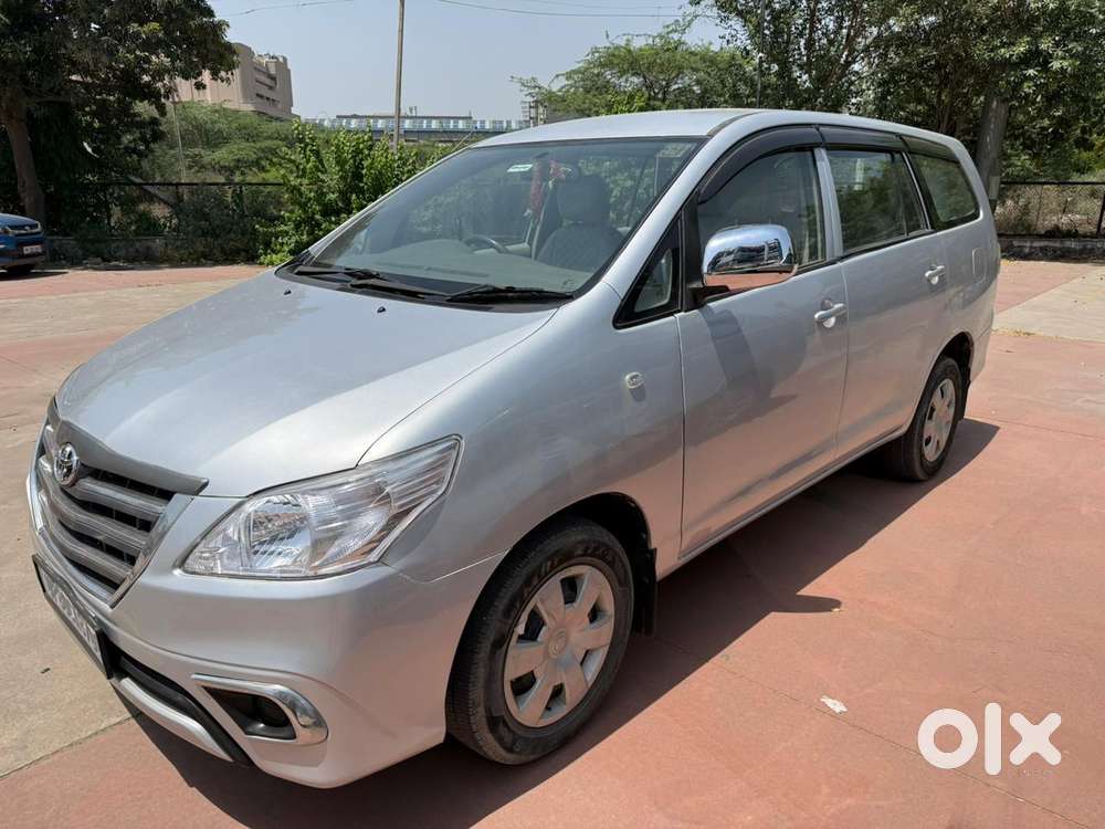 Toyota Innova 2009-2011 2.5 Gx 8 Str, 2012, Diesel