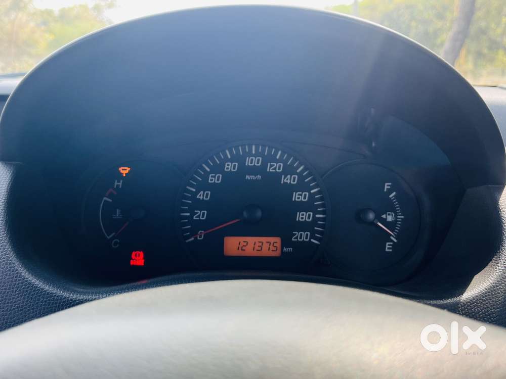 Maruti Suzuki Swift Dzire Tour Ldi, 2016, Diesel