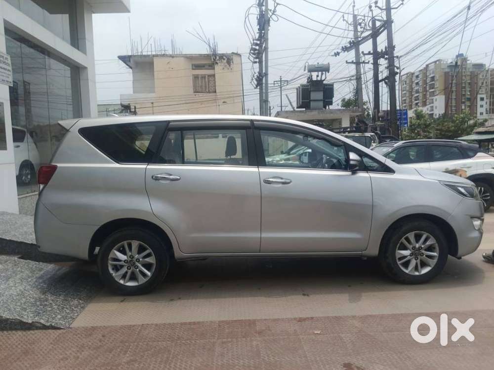 Toyota Innova Crysta 2.4 V, 2017, Diesel